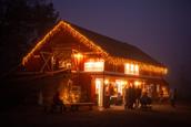 Førjulsmarked og julegrantenning på HegnaLand
