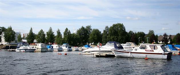 Båtar i norra hamn, Turistcenter