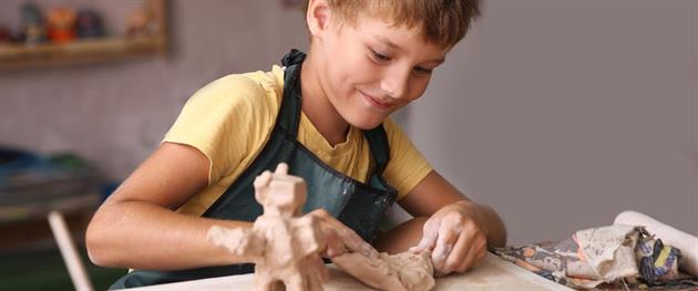 Barn som jobbar med lera, Medborgarskolan