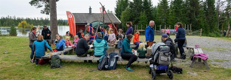 Plakat Barnas Turlag: Kom deg ut-dagen på Vollkoia