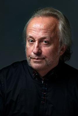 Plakat Levi Henriksen: Lyset de døde ser