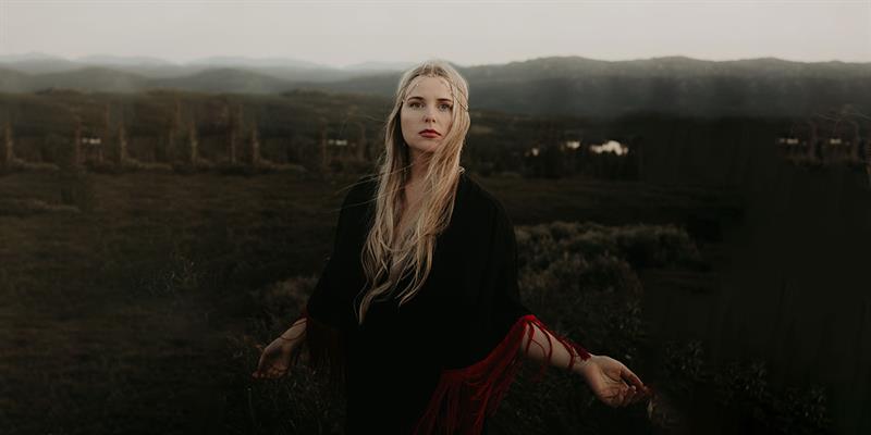 Agora IRIS: OLGA AMALIE