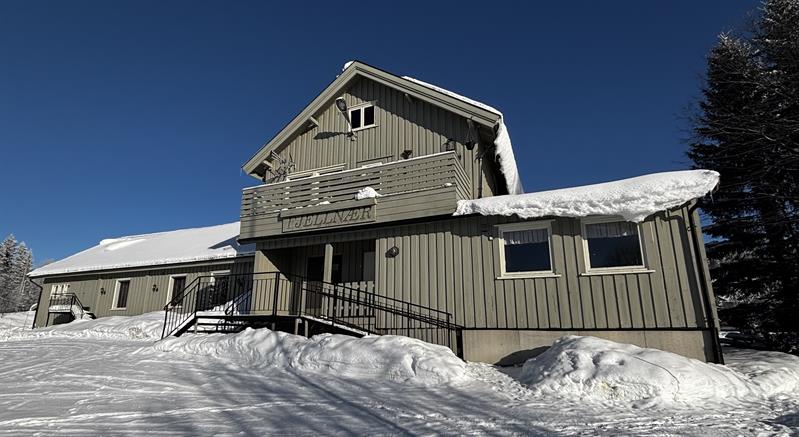 Plakat Basar på Fjellnær