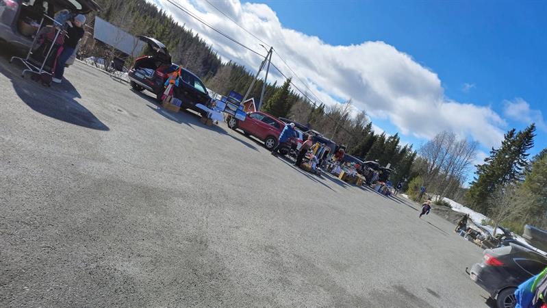 Øyfjell baklukesalg og leik - Vest-Telemark.no