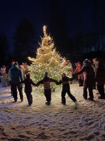 Julegrantenning og juleverksted