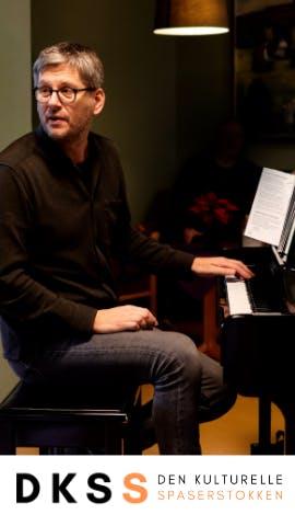 Thomas Brøndbo Synger Åge