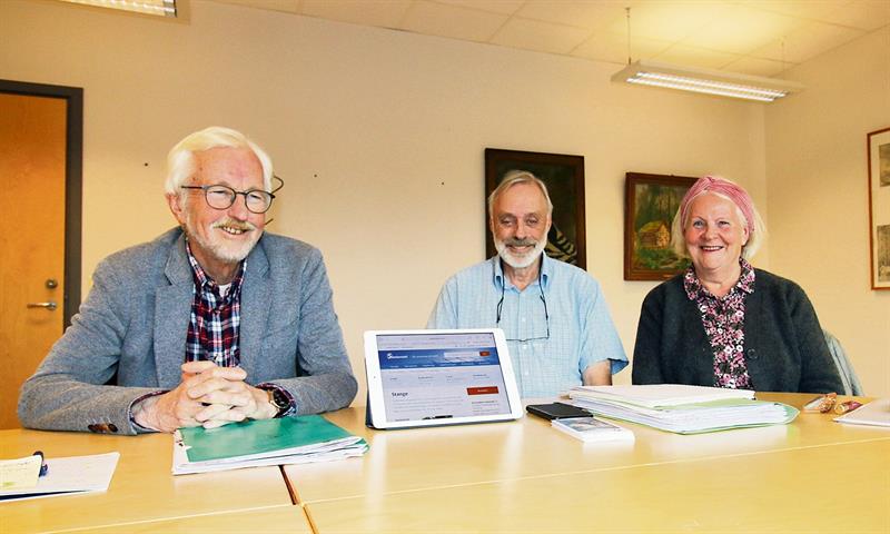 Plakat Drop-in datahjelp på Stange bibliotek