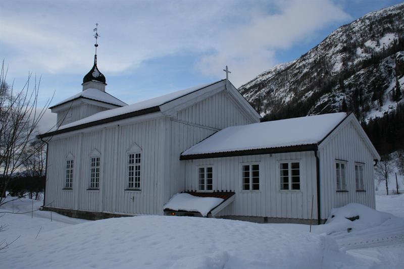 Gudsteneste i Grunge kyrkje - Vest-Telemark.no