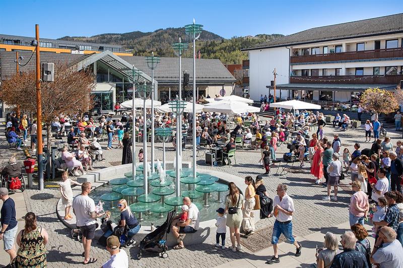 Plakat Torget er ditt – 8. august