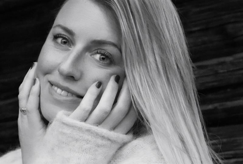 Plakat Kvinneuka: Frokostkonsert med Nina Steen-Hansen