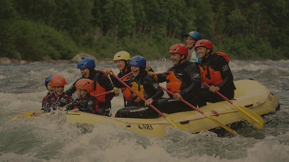 Laksefiske og Rafting, midt i elve-riket!