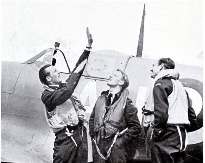Plakat Innvielse av Spitfire flysimulator og Evensen-rommet