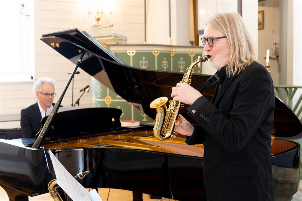 Jan Gunnar Hoff and Villu Veski at Skjerstad Church