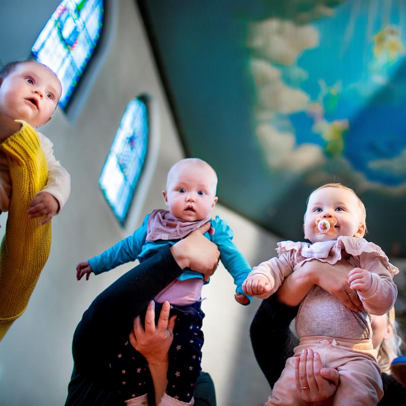Plakat Babysang i Ås arbeidskirke