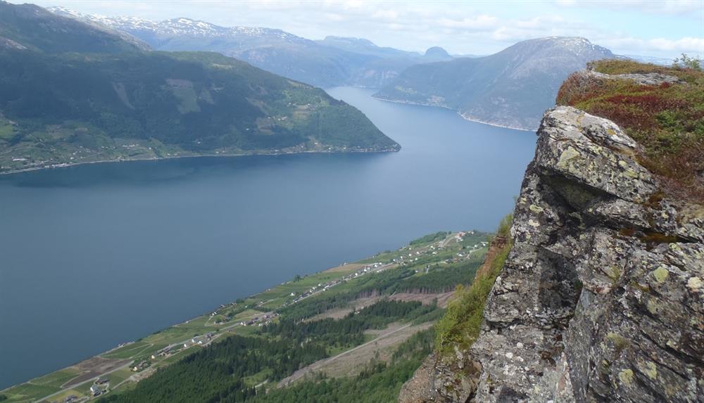 Hardanger Dronningstien - H.M. Dronning Sonjas panoramatur