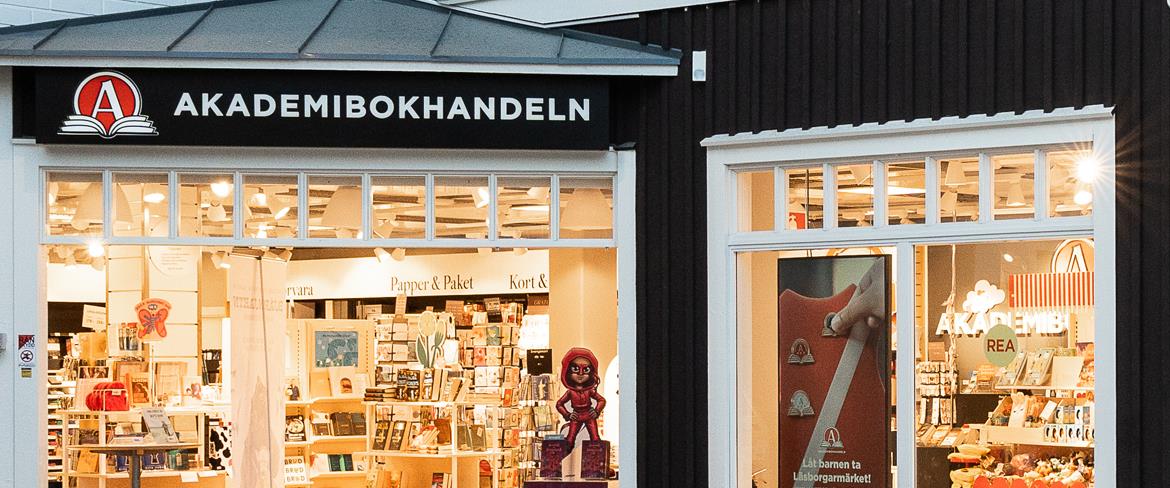 Akademibokandelns entré och skyltfönster