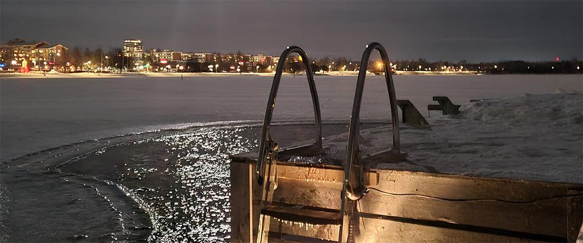 Moonlight bath in Piteå