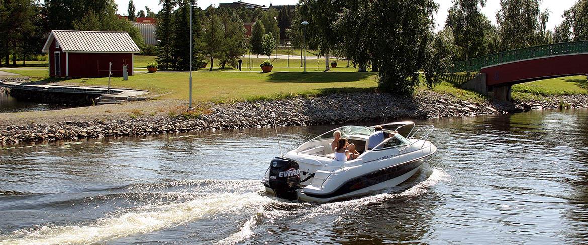 Boat canal