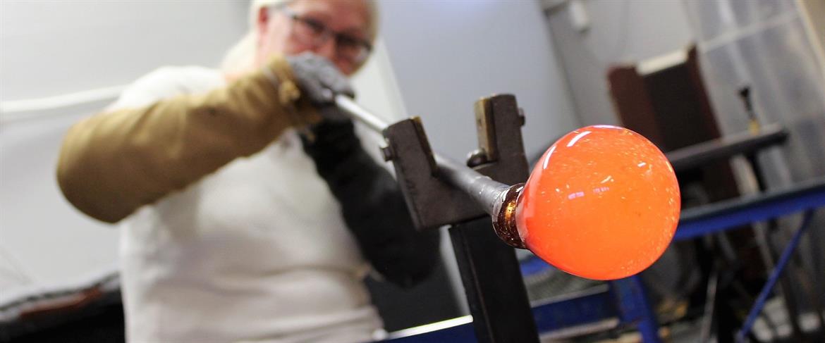 Glass-blowing for window decorations.