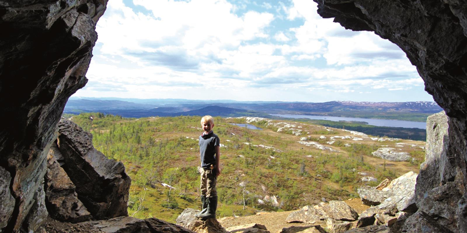 Guided trip to copper mines at Mokk Farm