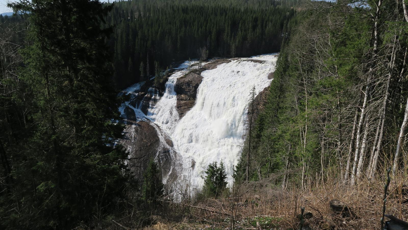 Grongstadfossen Wasserfall