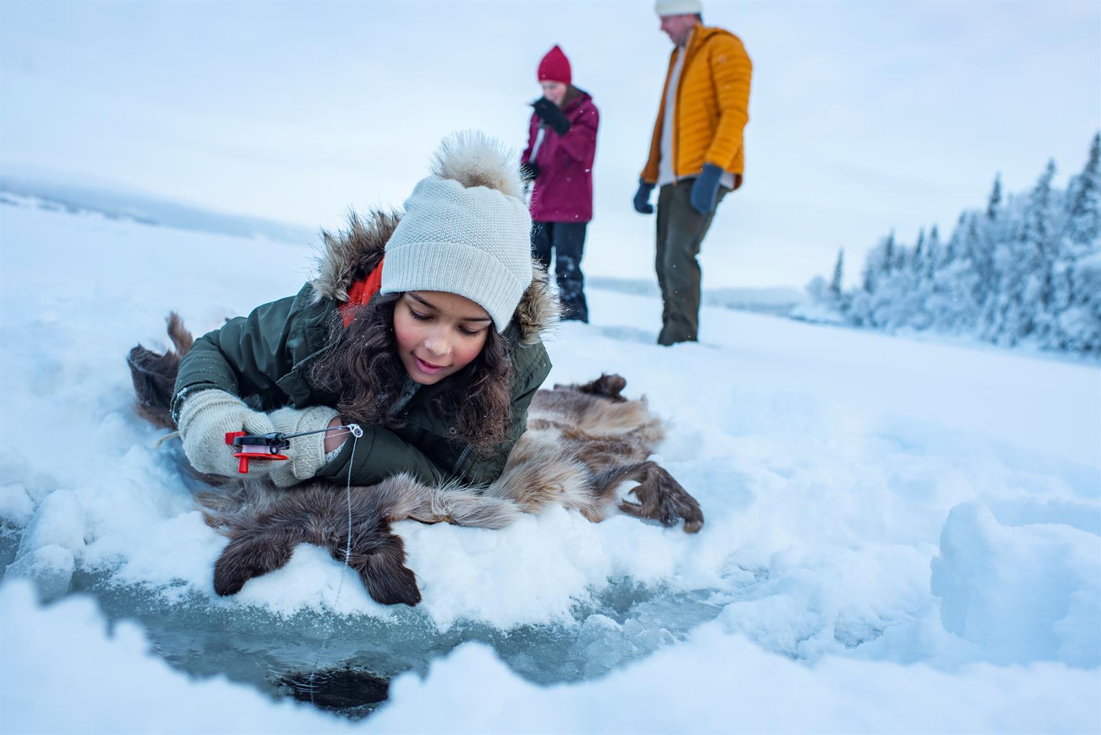 Ice fishing with a guide in Lierne