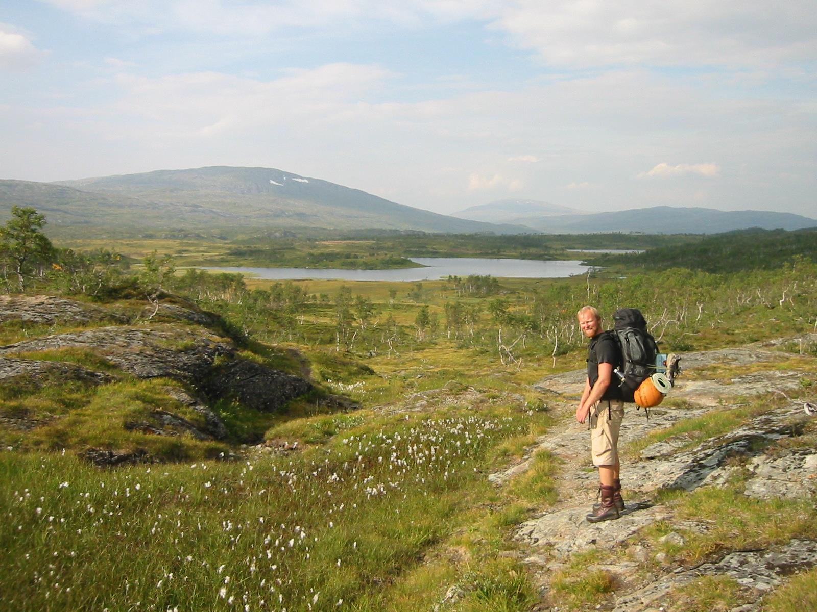 Hiking: Tjærma / Tjiermejaevrieh