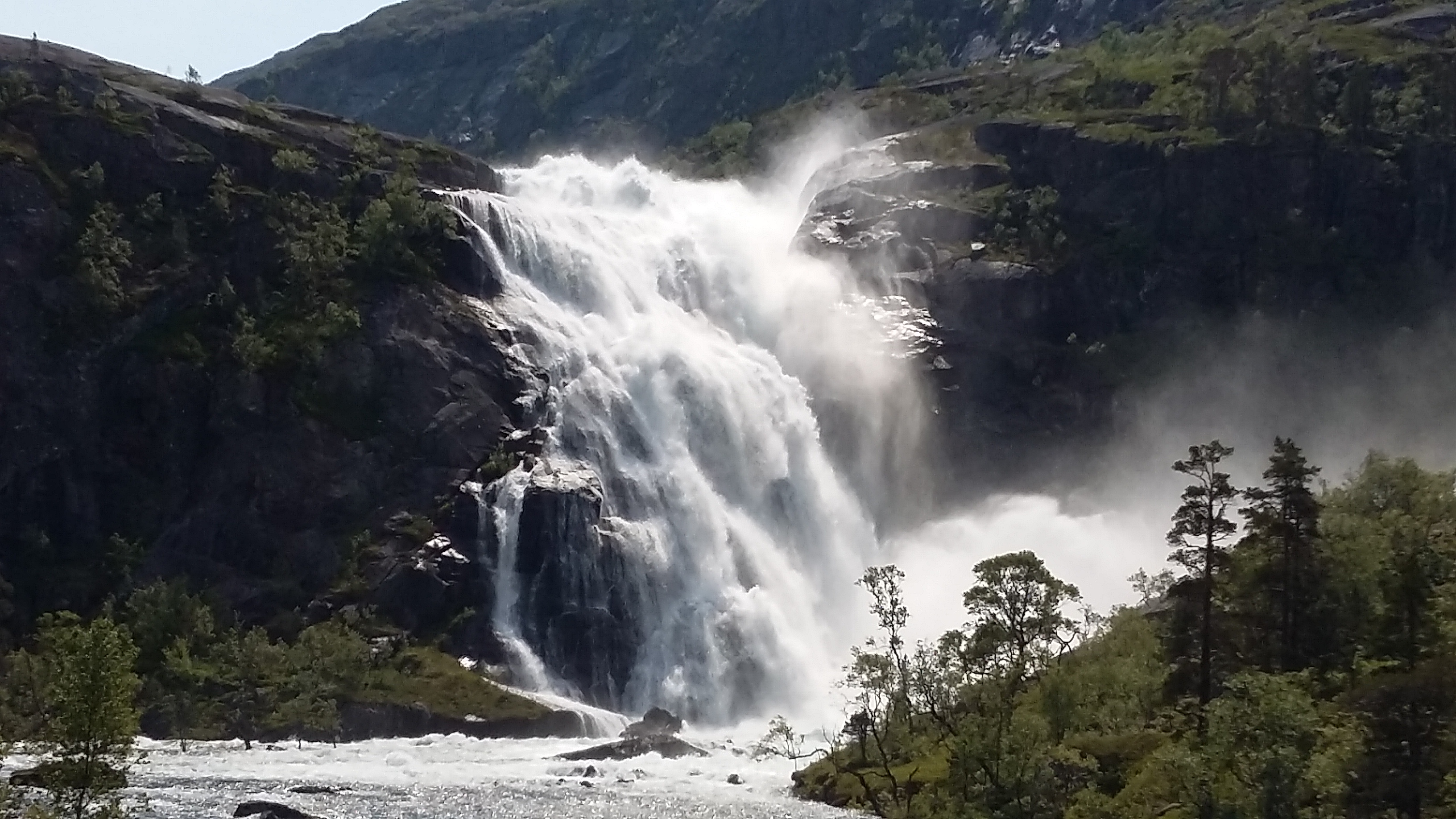 Four beautiful waterfalls, Husedalen valley