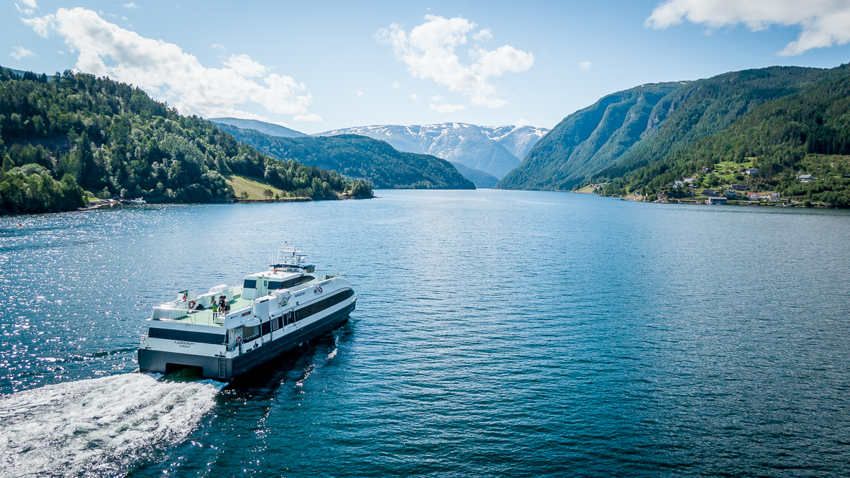 Fjordcruise på Hardangerfjorden