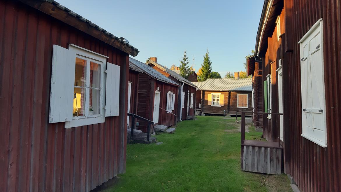 Pitholmsgatan i kyrkstaden
