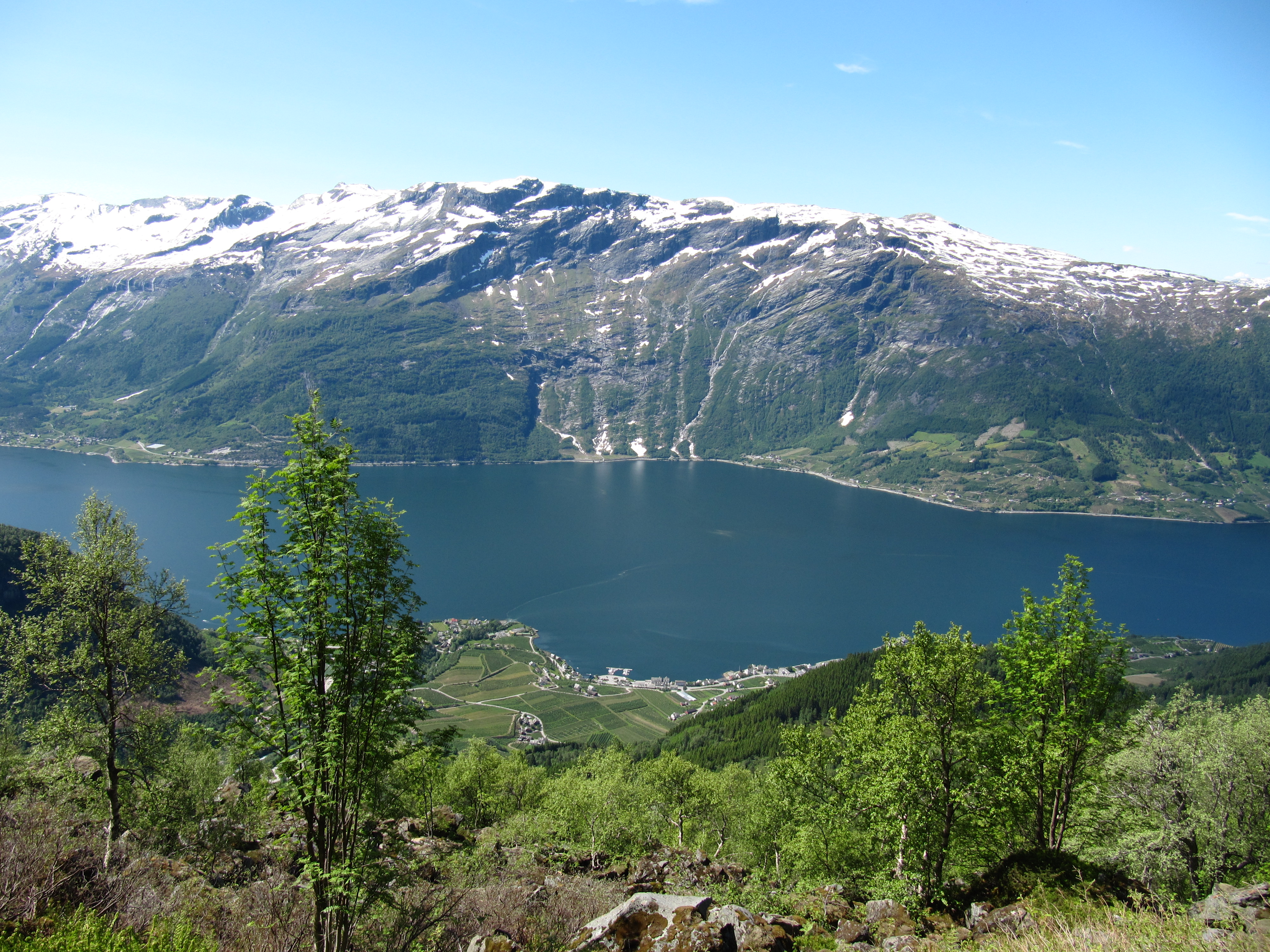 Munketreppene til Nosi på Lofthus - Dronningstien