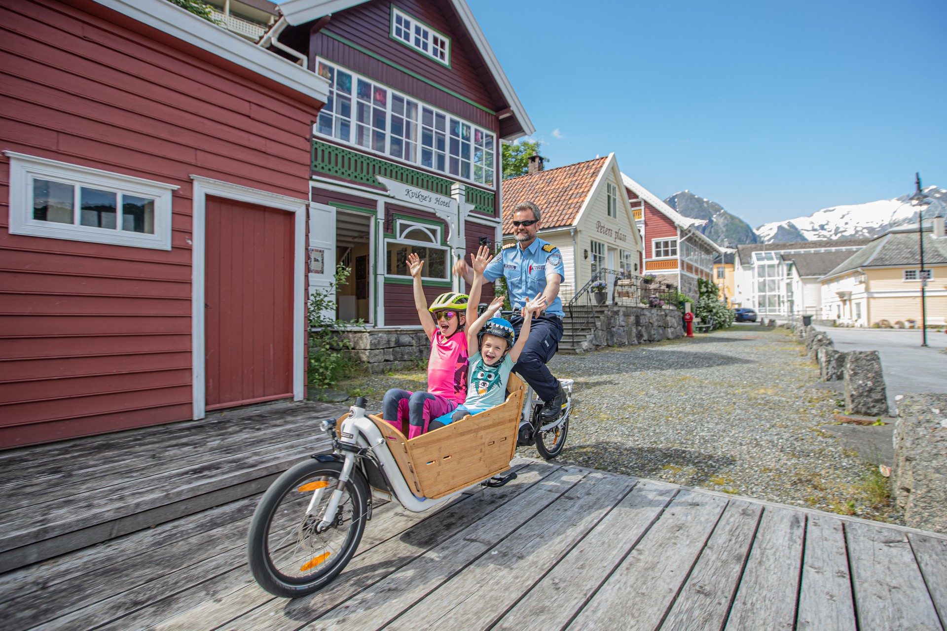 Balestrand Tourist Information - Fjord Norway