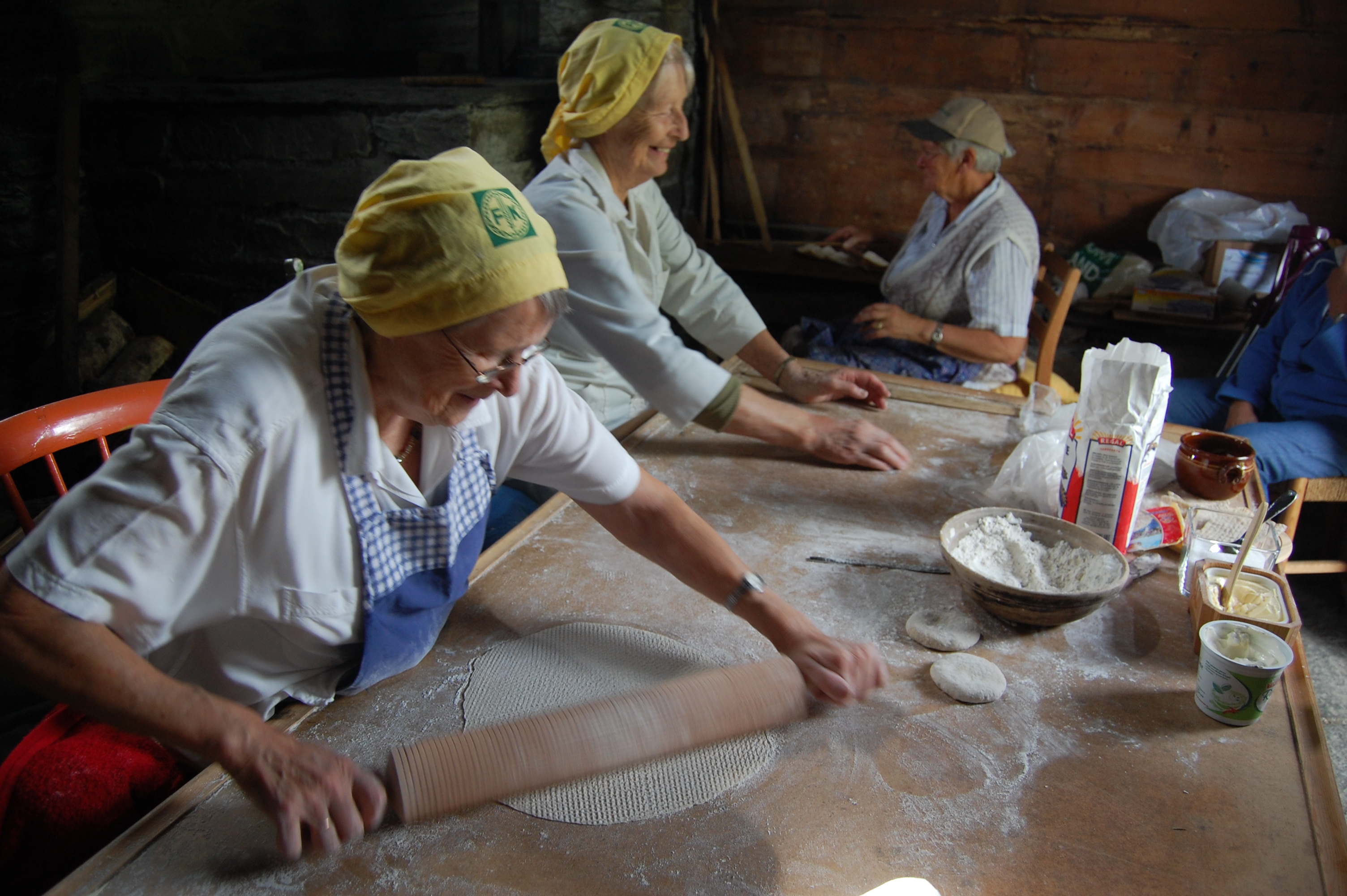 Baking and handicrafts at Agatunet and Folkemuseet