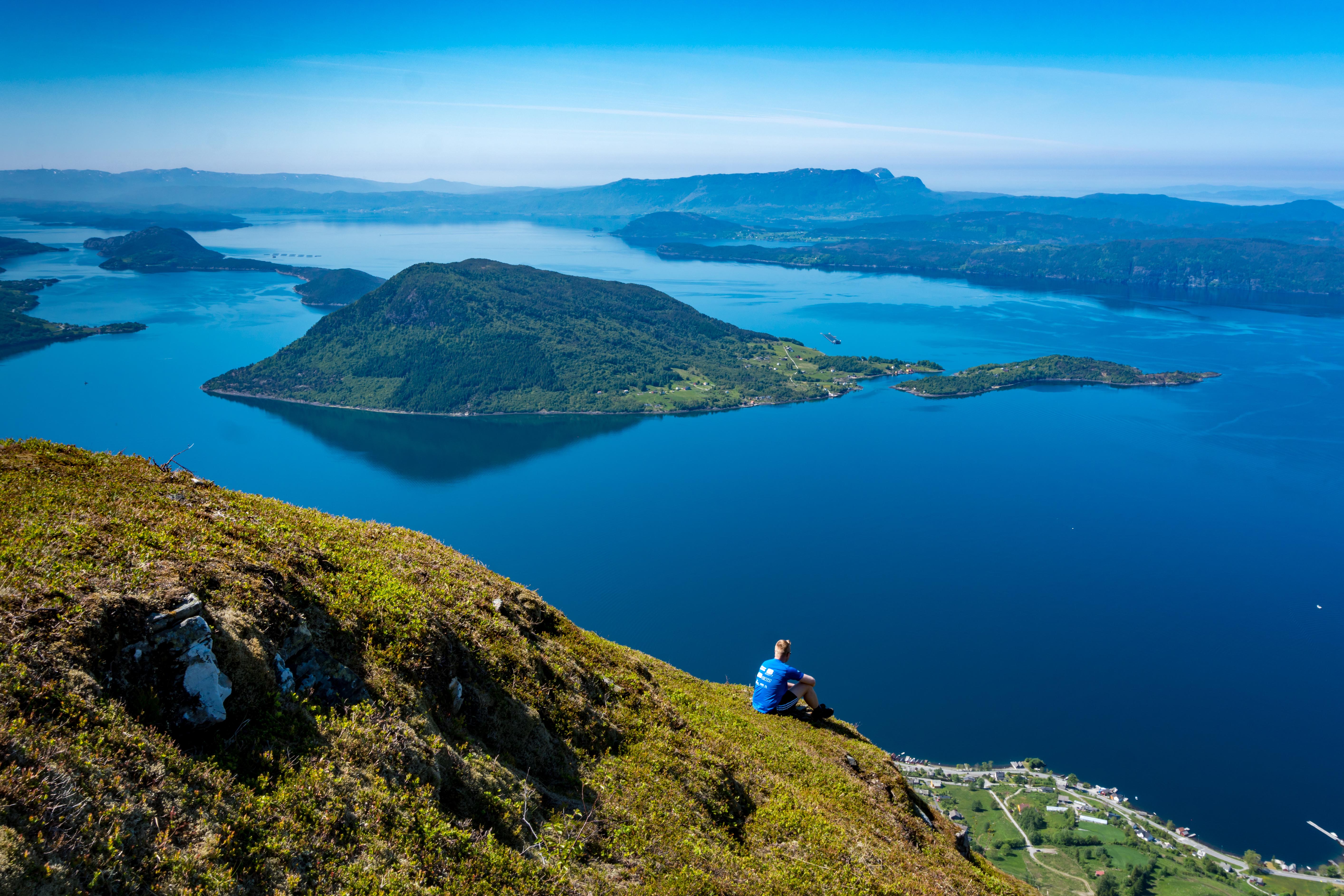 Tursti til Malmangernuten frå Hattebergsdalen