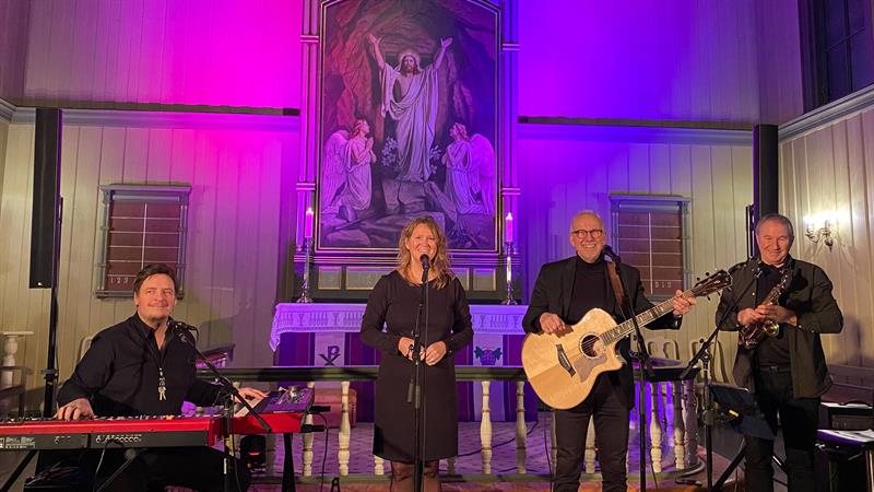Julekonsert i Egersund kirke / Hans Inge Fagervik med venner