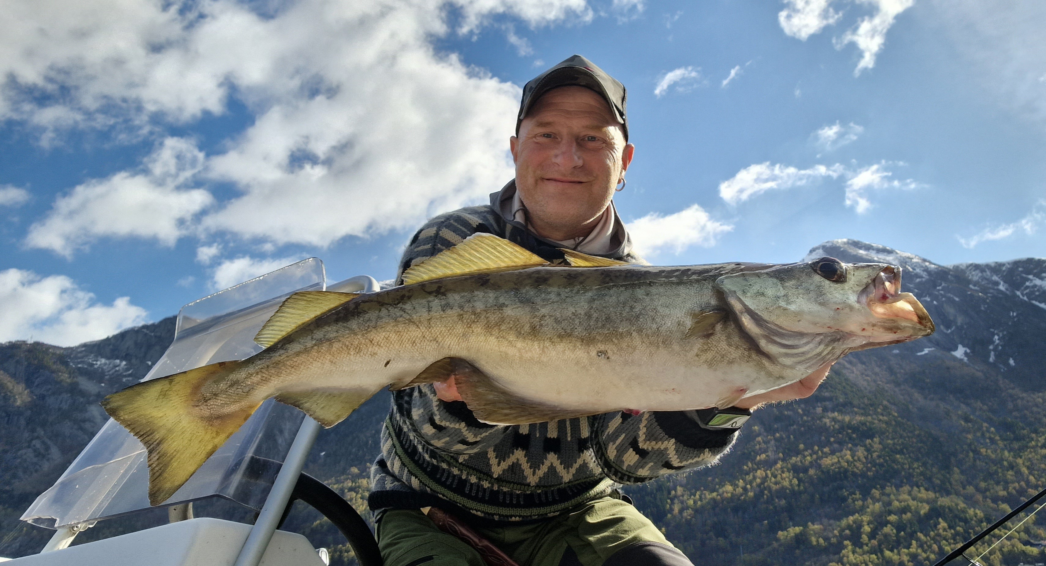 Fisketur med guide - Trolltunga Active