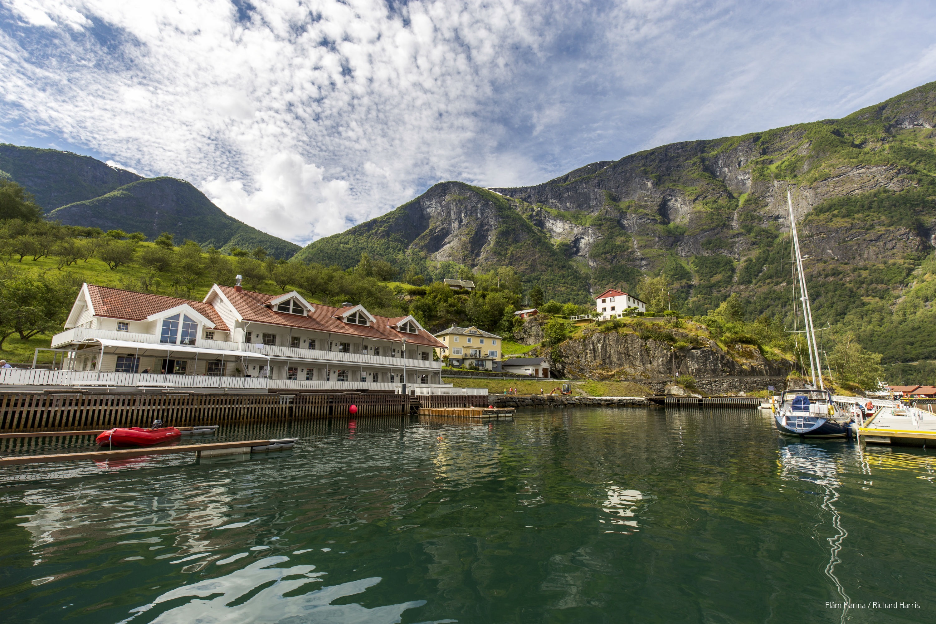 Flåm Marina Guest Harbour - Fjord Norway