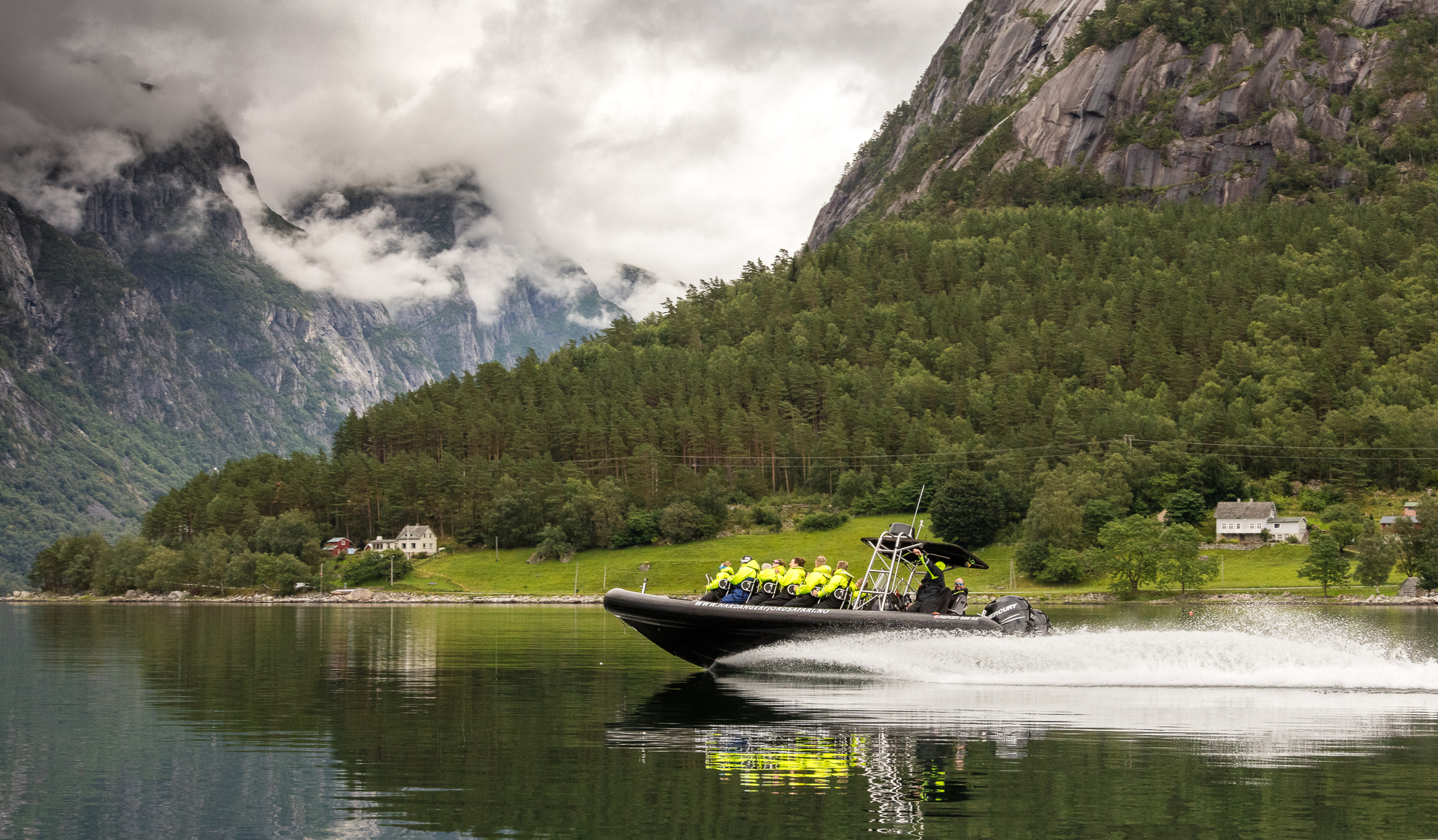 Hardanger Fjordsafari - 60 Minuten RIB Schnellboot Tour