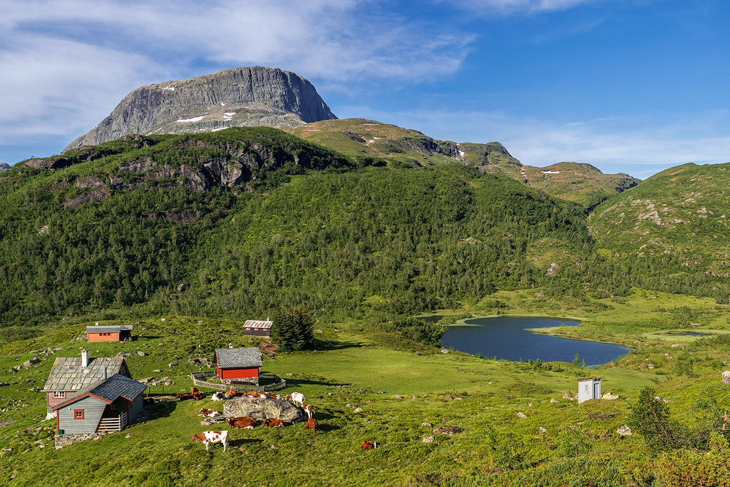 Jonstøl - Summer pasture hike