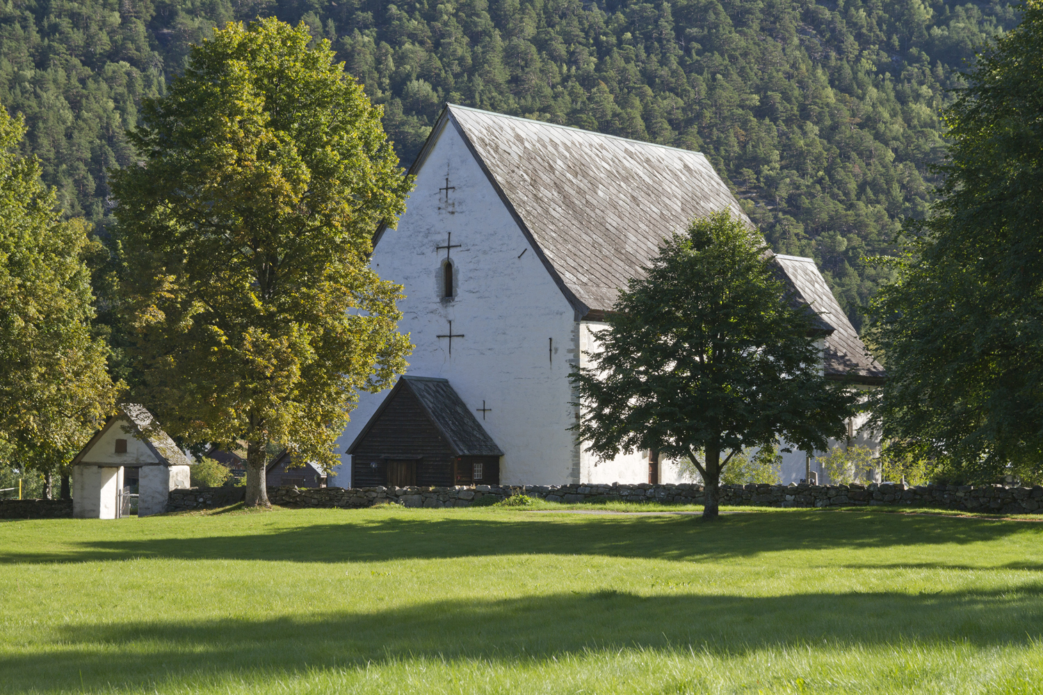 Kinsarvik Kirche