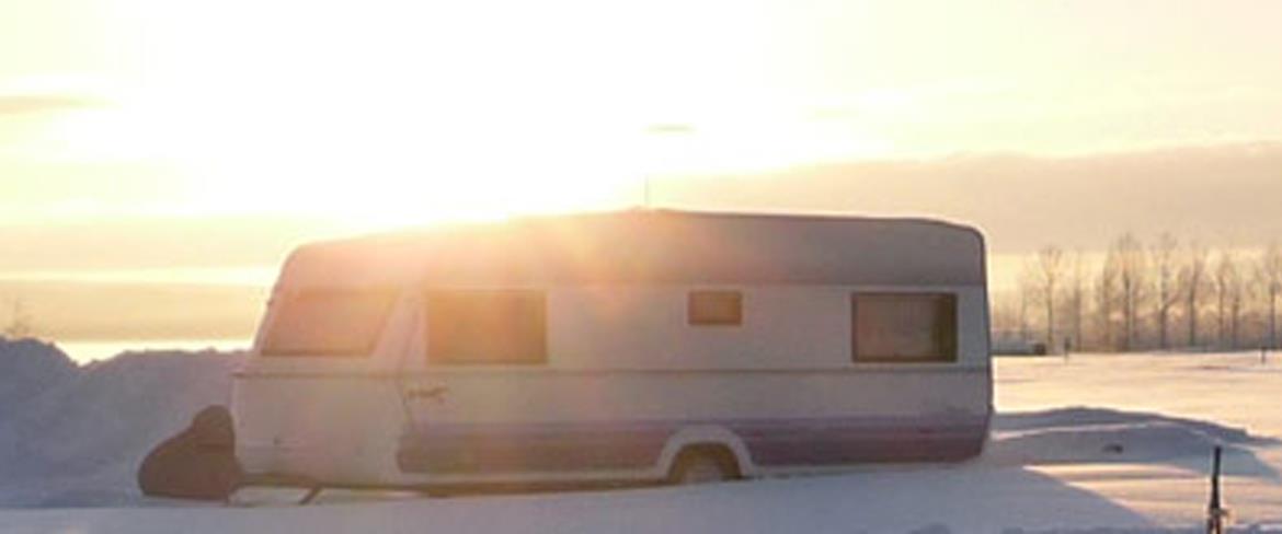 Caravan in the winter sun at Lindbäcksstadion