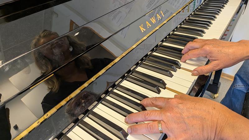 Innvielseskonsert nytt piano på Bjerkreim helsesenter