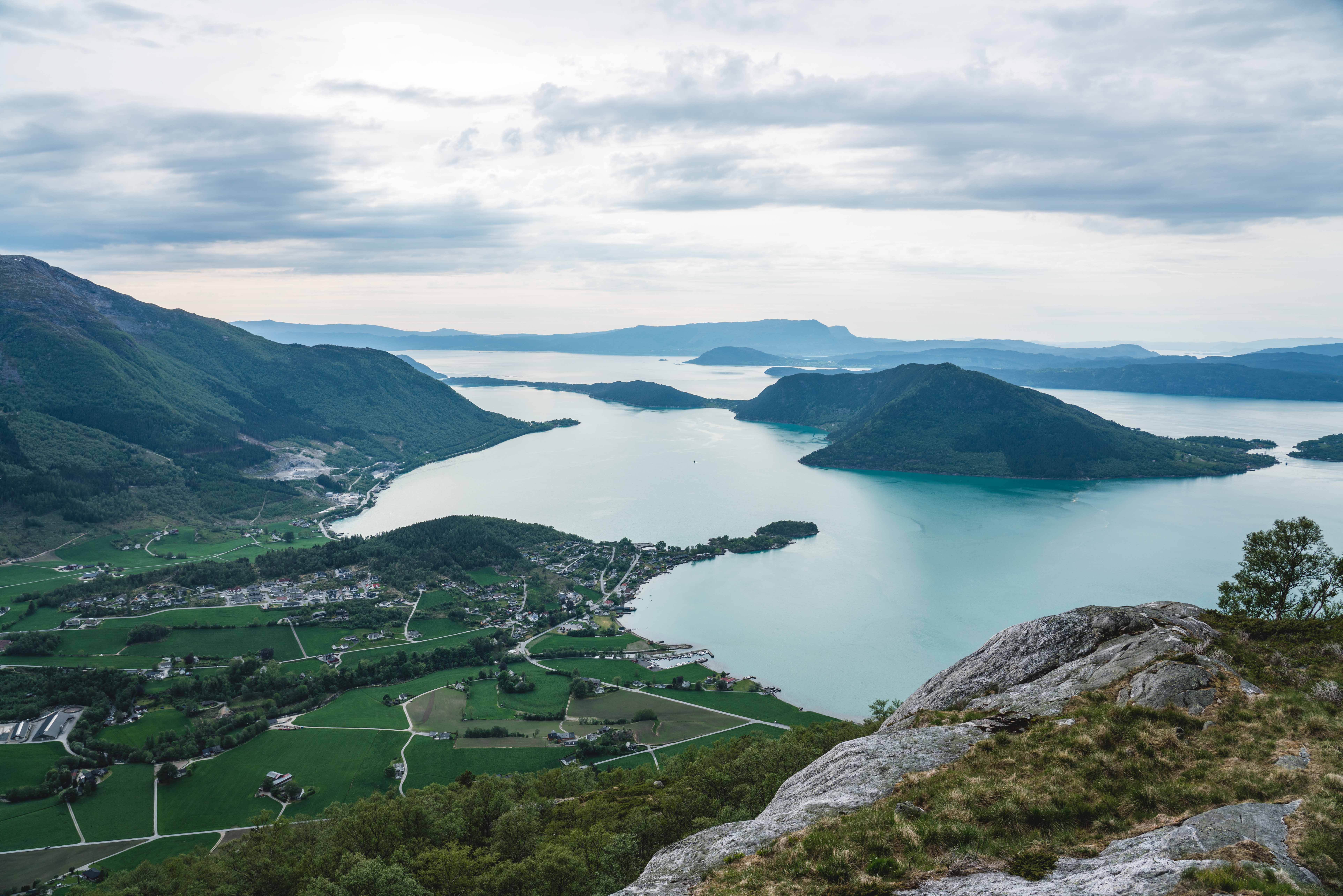 Tursti til Kviteggjo