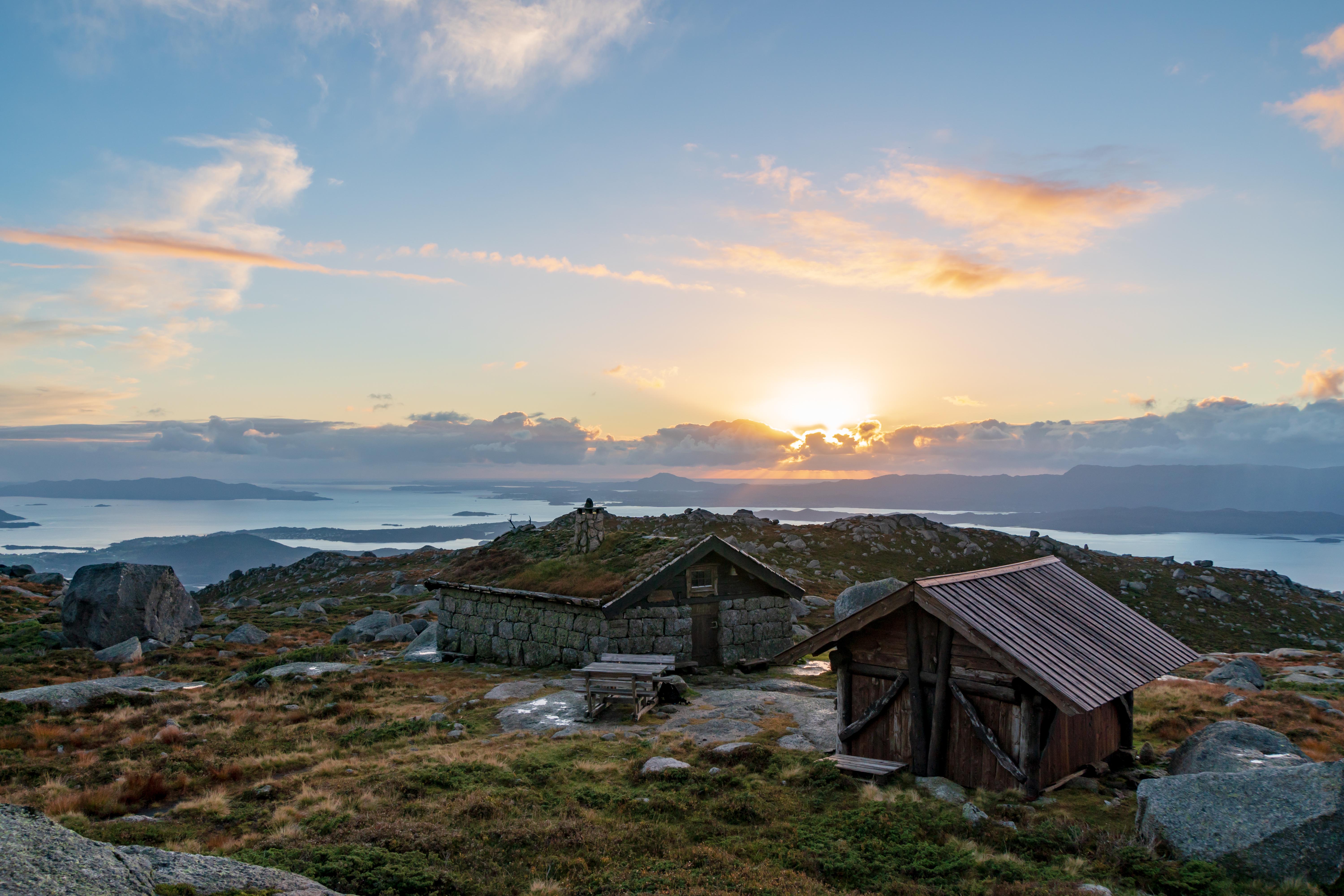 Hike to Vardhaugselet