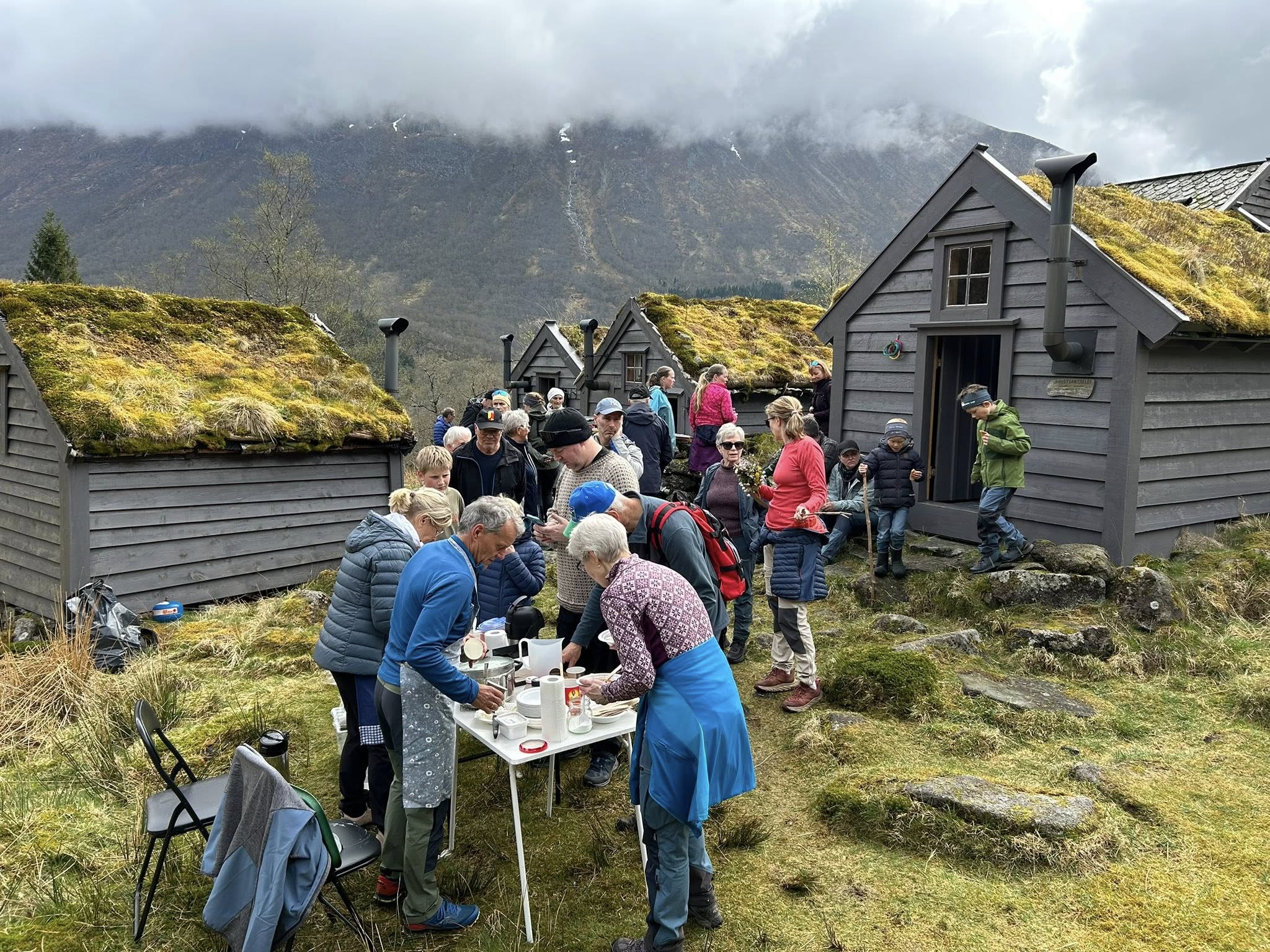 Kjeldestøl mountain pasture farm open on Saturdays this summer