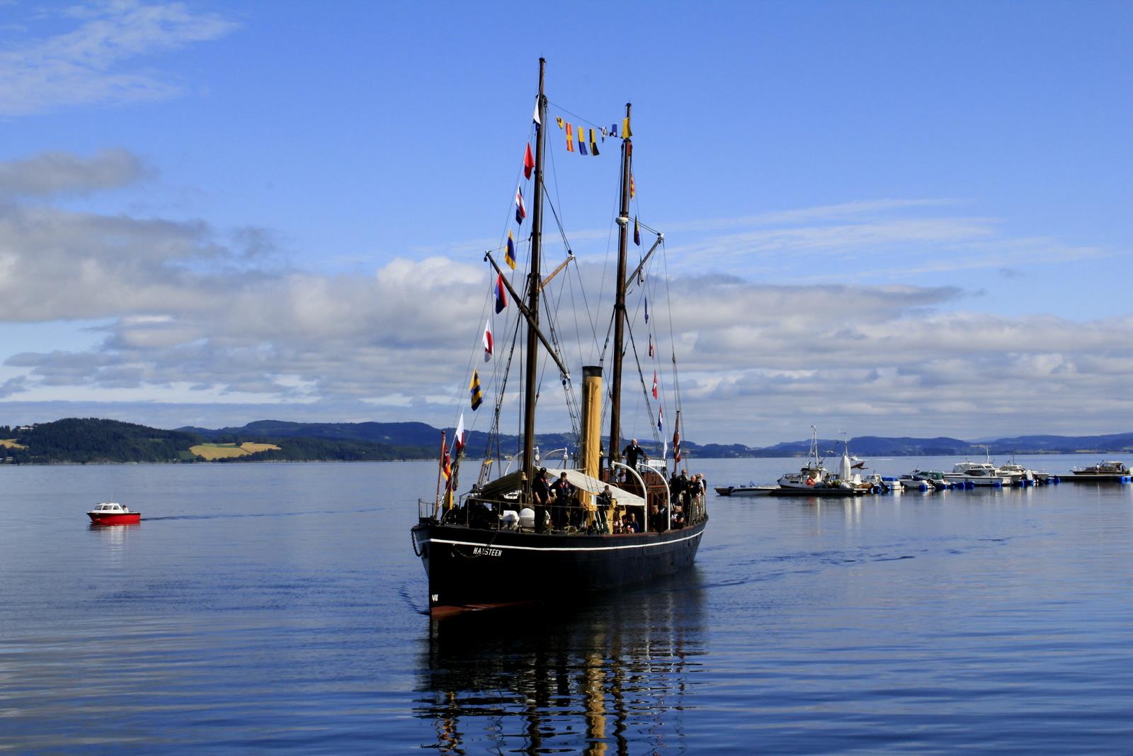 Bli med på en eventyrlig seilas på Trondheimsfjorden